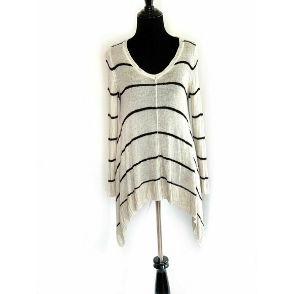 Pink Republic Asymmetrical Hem Striped V Neck Tunic Sweater Small - Picture 7 of 11